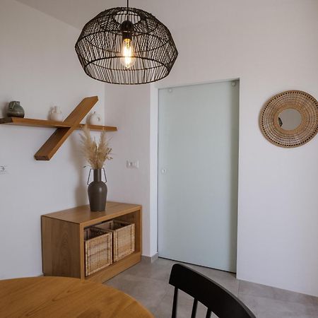 Valery Suites Fira  Exteriör bild