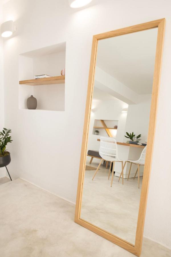 Valery Suites Fira  Exteriör bild