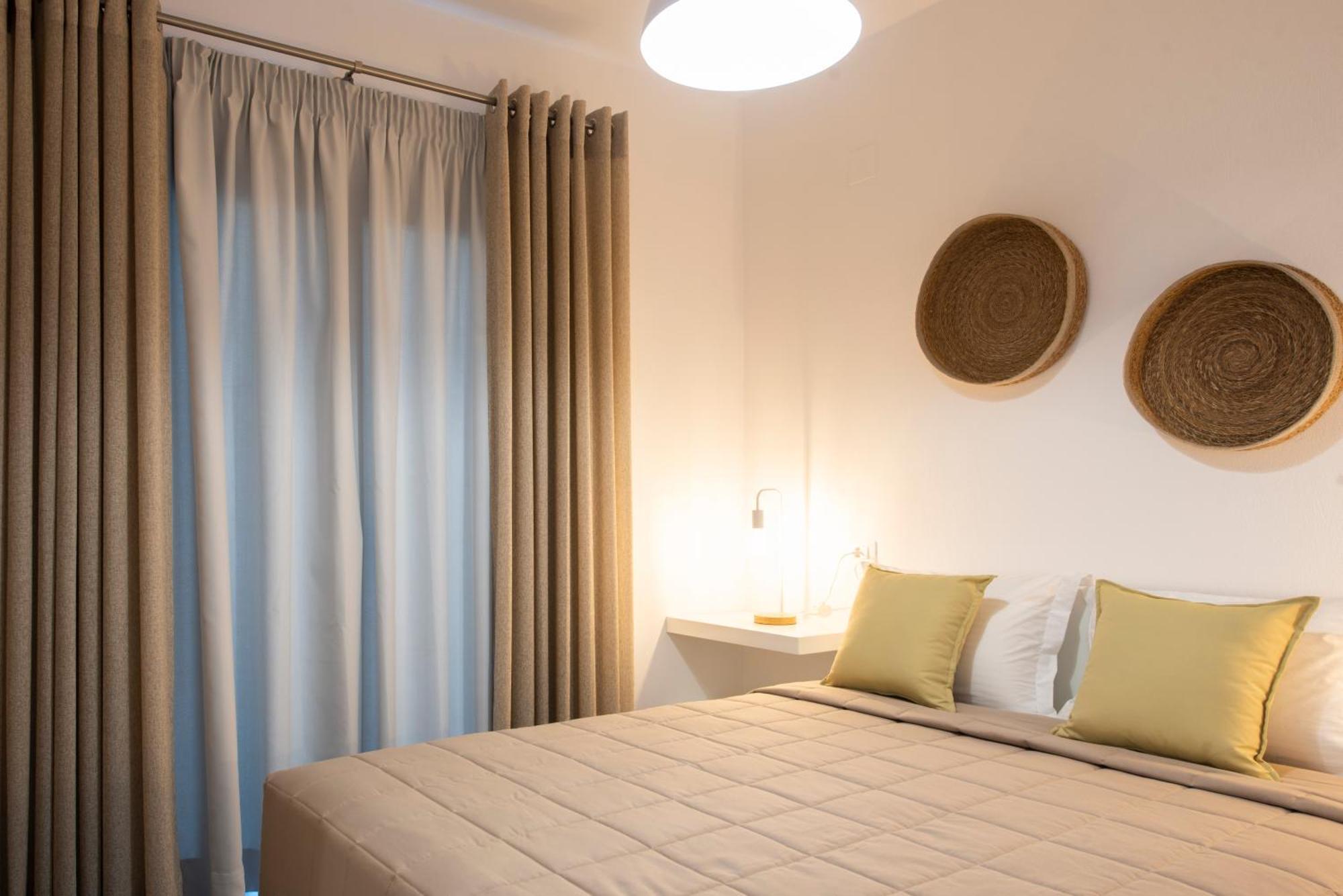 Valery Suites Fira  Rum bild