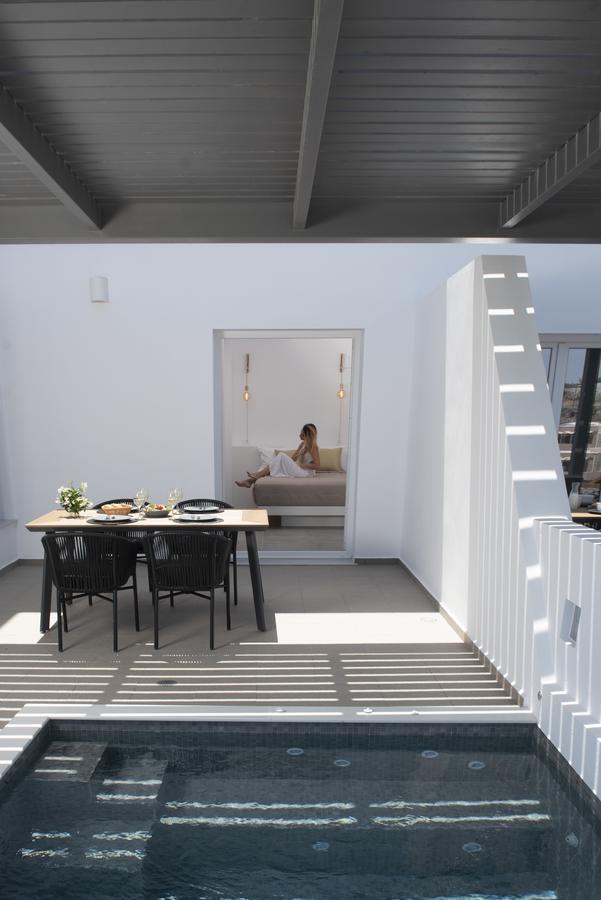 Valery Suites Fira  Exteriör bild